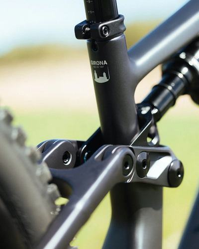 Megamo Reason AIR AL 07 Avinox M2S 2027 Black #4